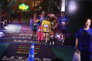 BIB: 7381, 3102, 3037, 4143
                            <button type="button" onclick="openModal(26275217)" class="btn btn-primary btn-sm float-right btn-popup" data-toggle="modal" data-target=".modal-high-quality">
                        <i class="fas fa-shopping-cart"></i> Add to Cart
                    </button>
                                            <button type="button" onclick="isThisMe(26275217, true)" class="btn btn-success btn-sm float-right btn-popup btn-isme hidden" data-toggle="tooltip" data-placement="bottom" title="นี่คือรูปของคุณใช่ไหม คลิกที่นี่เพื่อเอาเข้าอัลบั้ม">
                        <i class="fas fa-plus"></i> Add to album
                    </button>
                    <button type="button" onclick="isThisMe(26275217, false)" class="btn btn-warning btn-sm float-right btn-popup btn-isnotme hidden">
                        <i class="fas fa-ban"></i> Remove from album
                    </button>